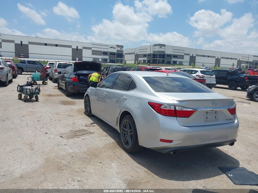 2014 Lexus ES VIN JTHBK1GG4E2112869 IAAI salvage auction — RIGHT FRONT, Salvage (Texas), sold $2,050 on 2026-07-28 (photo 3)