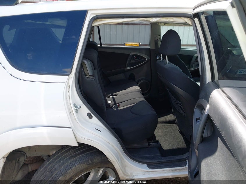 2006 Toyota Rav4 VIN JTMBK32V066003337 IAAI salvage auction — REAR END, Bill Of Sale (Washington), sold $625 on 2026-07-28 (photo 8)