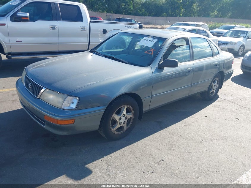 1997 Toyota Avalon VIN 4T1BF12B9VU143942 IAAI salvage auction — FRONT & REAR, Clear (Idaho), sold $275 on 2026-07-09 (photo 2)