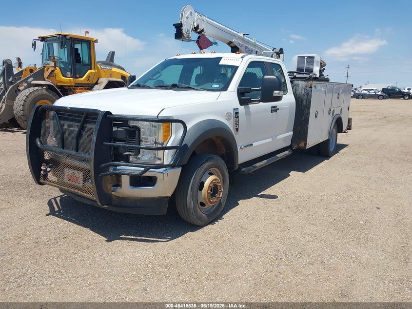 2017 Ford F550 VIN 1FD0X5HT1HEC90475 IAAI salvage auction — ALL OVER, Enterprise Vehicles Clear Only (Texas), sold $26,700 on 2026-07-07 (photo 2)