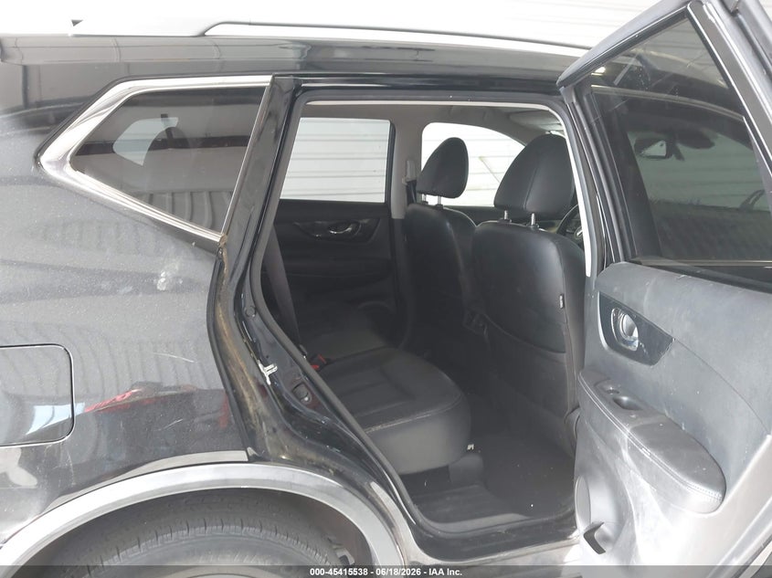 2017 Nissan Rogue VIN JN8AT2MT0HW142311 IAAI salvage auction — RIGHT FRONT, Clear (Arkansas), sold $2,175 on 2026-07-22 (photo 8)