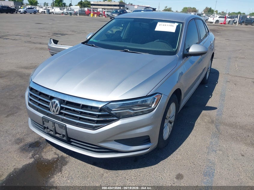 2019 Volkswagen Jetta VIN 3VWCB7BU3KM183259 IAAI salvage auction — REAR END, Salvage Title, sold $4,500 on 2026-08-02 (photo 2)