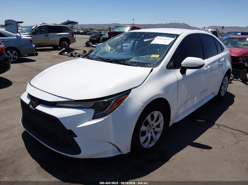 2022 Toyota Corolla VIN JTDEPMAE4N3033432 IAAI salvage auction — SIDE, Salvage Title, sold $2,650 on 2026-08-01 (photo 2)