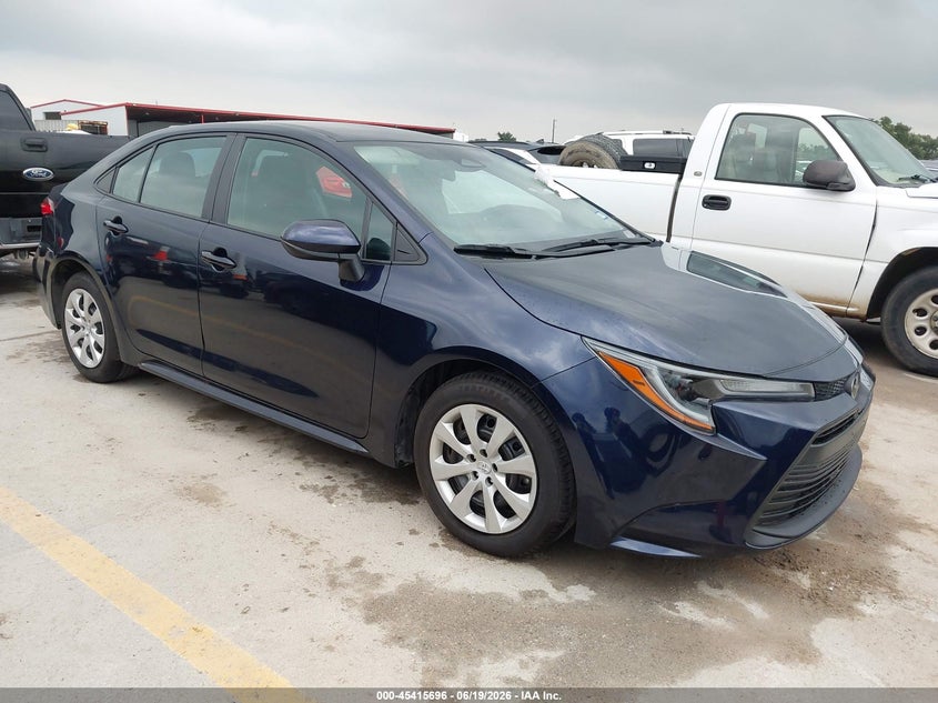 2025 Toyota Corolla VIN 5YFB4MDE7SP281670 IAAI salvage auction — WATER/FLOOD, Salvage (Texas), sold $10,100 on 2026-07-16 (photo 1)