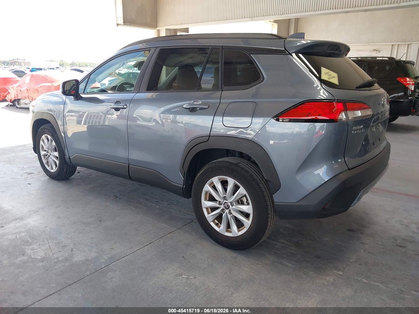 2022 Toyota Corolla cross VIN 7MUCAAAG1NV027505 IAAI salvage auction — RIGHT SIDE, Salvage Title, sold $4,450 on 2026-07-22 (photo 3)