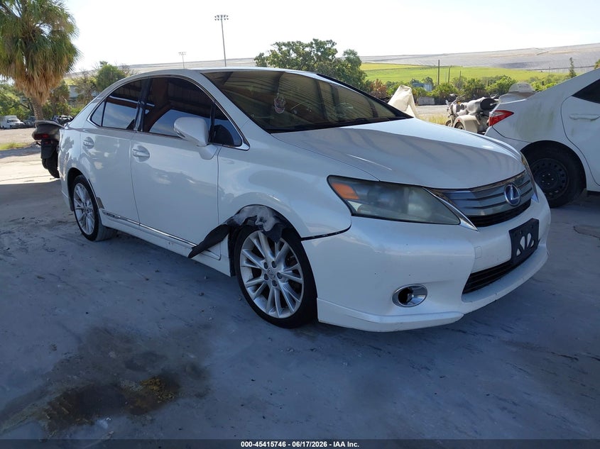 2010 Lexus Hs 250h VIN JTHBB1BAXA2032165 IAAI salvage auction — NORMAL WEAR, Clear (Florida), sold $975 on 2026-07-28 (photo 1)