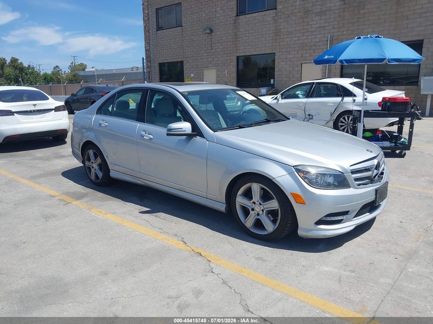 2011 Mercedes-benz C class VIN WDDGF8BBXBA506741 IAAI salvage auction — REAR END, Salvage (California), sold $675 on 2026-07-13 (photo 1)