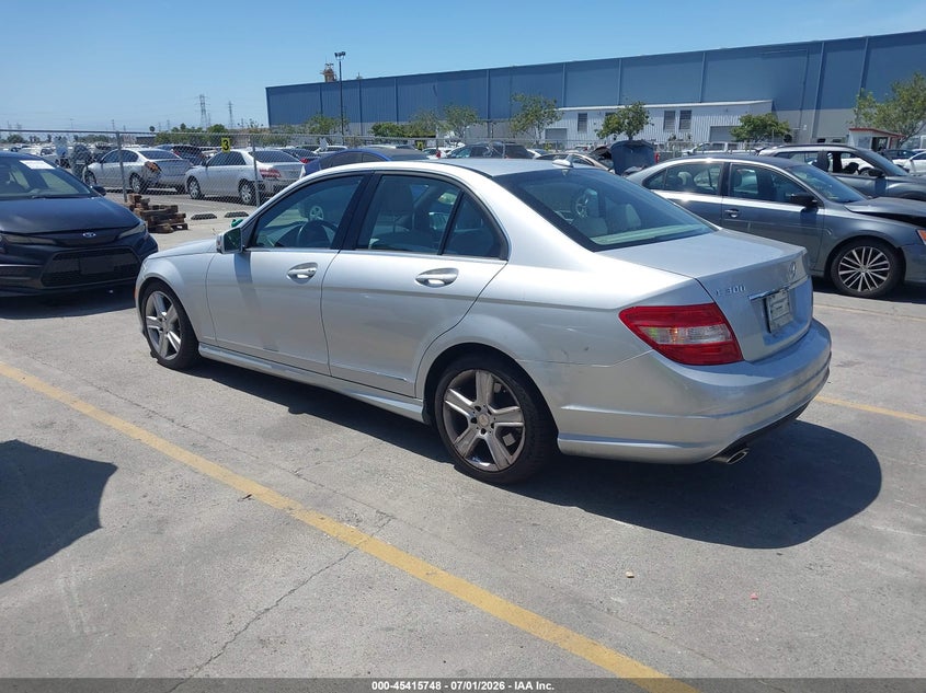 2011 Mercedes-benz C class VIN WDDGF8BBXBA506741 IAAI salvage auction — REAR END, Salvage (California), sold $675 on 2026-07-13 (photo 3)