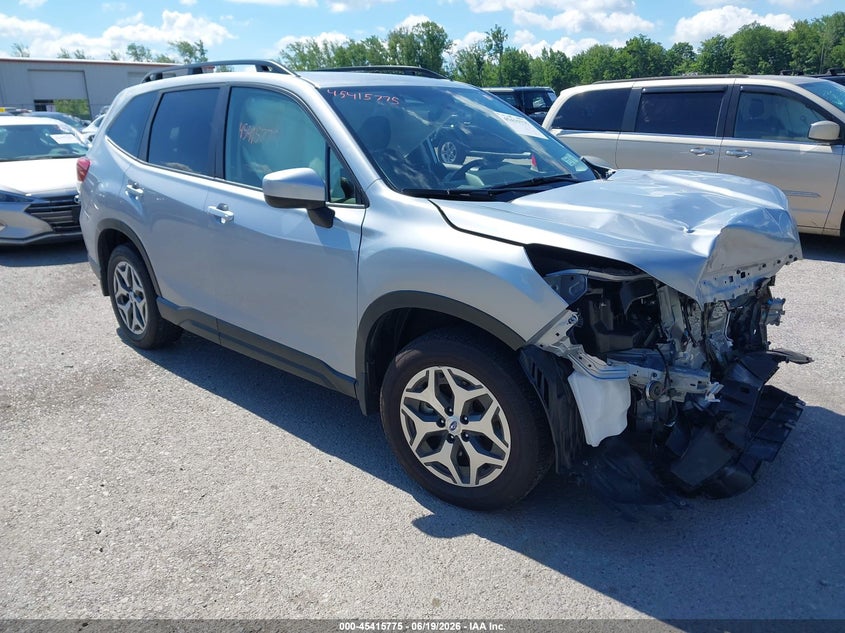 2024 Subaru Forester VIN JF2SKADC0RH481025 IAAI salvage auction — FRONT END, Mv-907A (New York), sold $3,025 on 2026-07-28 (photo 1)