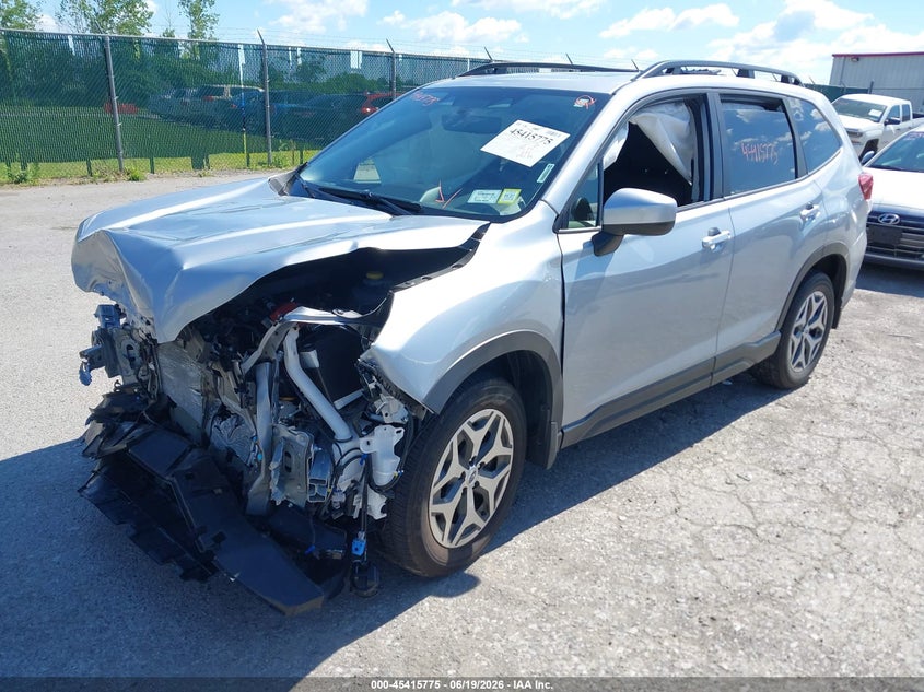 2024 Subaru Forester VIN JF2SKADC0RH481025 IAAI salvage auction — FRONT END, Mv-907A (New York), sold $3,025 on 2026-07-28 (photo 2)