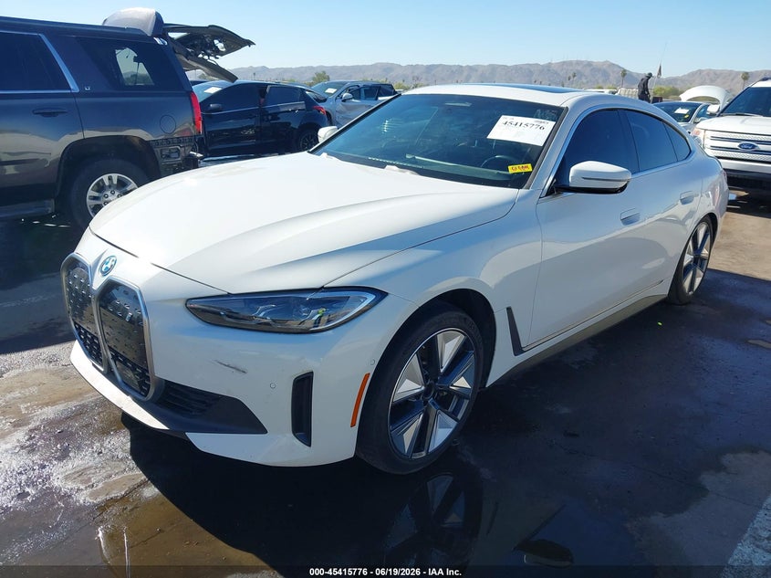 2023 BMW I4 VIN WBY73AW04PFR01378 IAAI salvage auction — RIGHT FRONT, Salvage Title, sold $12,500 on 2026-08-01 (photo 2)