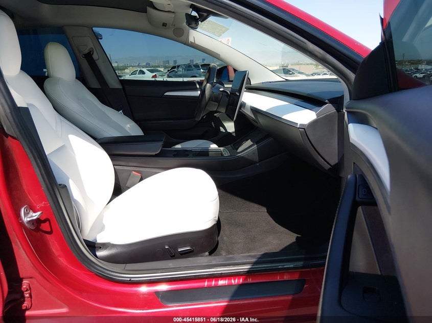 2021 Tesla Model 3 VIN 5YJ3E1EA0MF983050 IAAI salvage auction — FRONT END, Salvage Title, sold $7,600 on 2026-07-31 (photo 5)