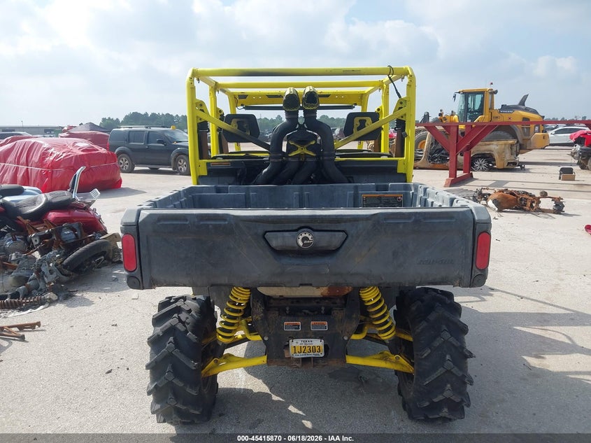 2019 Can-am/ brp Traxter VIN 3JBUAAP41KK000262 IAAI salvage auction — ENGINE BURN, Salvage (Texas), sold $2,075 on 2026-07-08 (photo 6)