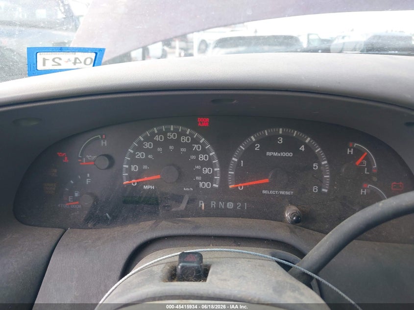 2000 Ford Expedition VIN 1FMPU16L5YLA98569 IAAI salvage auction — NORMAL WEAR, Original (Texas), sold $225 on 2026-07-09 (photo 7)