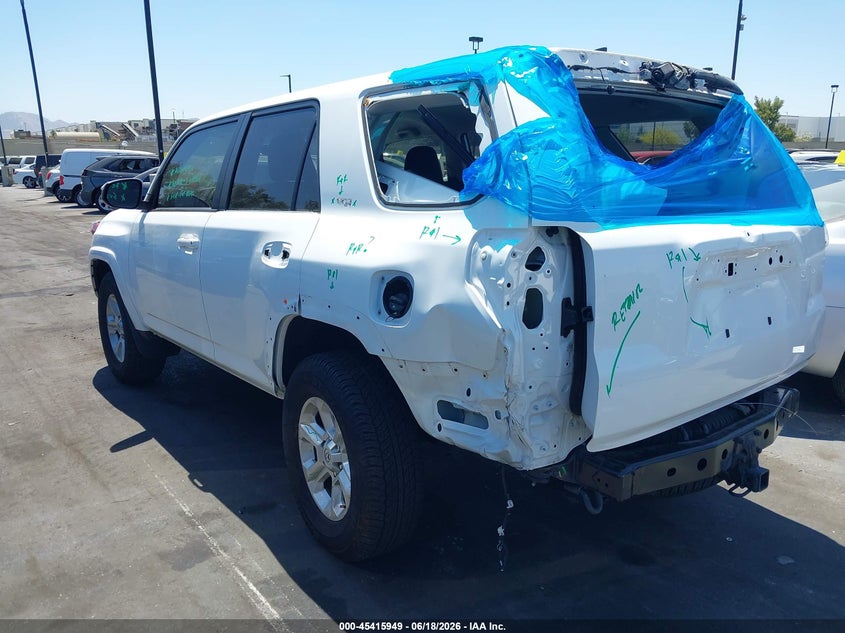 2024 Toyota 4runner VIN JTEEU5JR2R5309145 IAAI salvage auction — REAR END, Salvage Title, sold $8,100 on 2026-07-24 (photo 3)