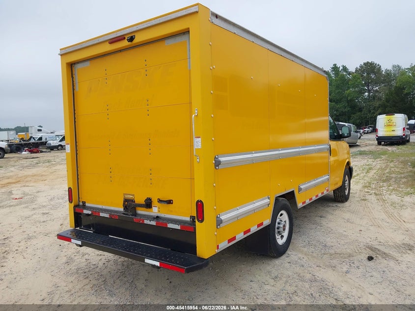 2020 Gmc Savana VIN 1GD07RFP3L1182212 IAAI salvage auction — REPOSSESSION, Clear (Utah), sold $7,600 on 2026-07-22 (photo 4)