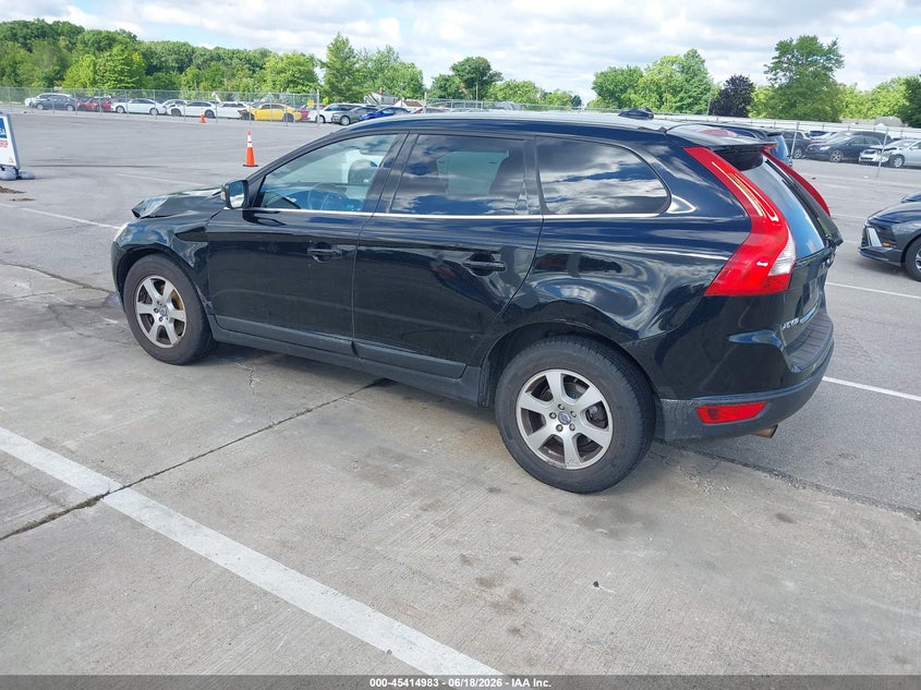 2011 Volvo Xc60 VIN YV4952DZ6B2138952 IAAI salvage auction — FRONT END, Clear (Indiana), sold $775 on 2026-07-17 (photo 3)