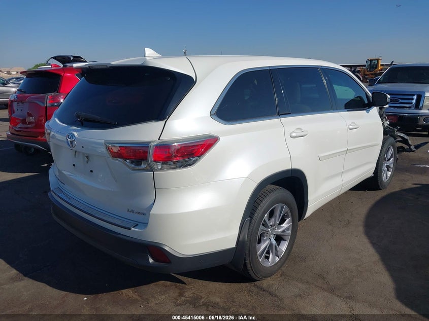 2015 Toyota Highlander VIN 5TDBKRFH1FS105379 IAAI salvage auction — RIGHT FRONT, Salvage (Arizona), sold $6,550 on 2026-07-24 (photo 4)