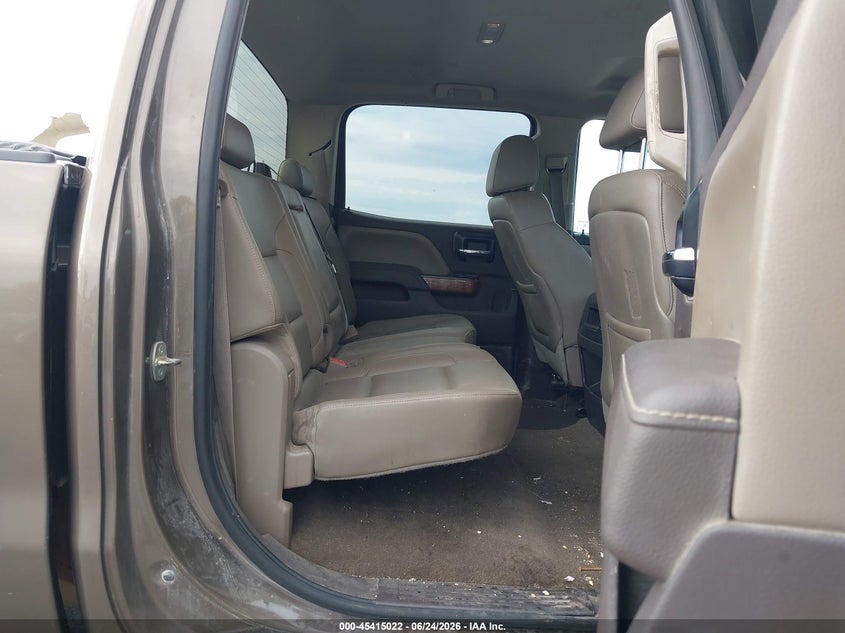 2015 Gmc SIERRA VIN 1GT12ZEG0FF106432 IAAI salvage auction — RIGHT FRONT, Salvage (Iowa), sold $3,800 on 2026-07-28 (photo 8)