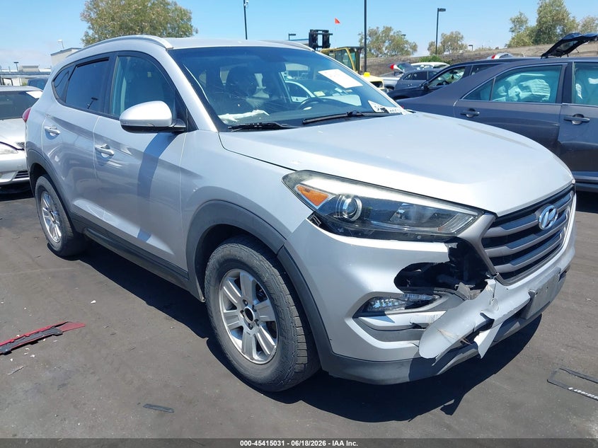 2016 Hyundai Tucson VIN KM8J3CA25GU123675 IAAI salvage auction — RIGHT FRONT, Salvage Title, sold $2,550 on 2026-07-17 (photo 1)