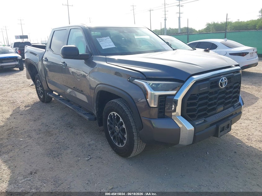 2022 Toyota Tundra VIN 5TFLA5AB5NX010061 — IAAI salvage auction photo