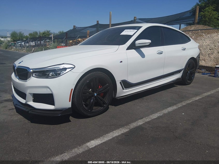 2018 BMW 6er VIN WBAJV6C55JBK07518 IAAI salvage auction — REAR END, Salvage (Nevada), sold $9,100 on 2026-07-17 (photo 2)