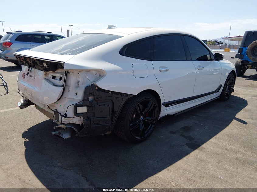 2018 BMW 6er VIN WBAJV6C55JBK07518 IAAI salvage auction — REAR END, Salvage (Nevada), sold $9,100 on 2026-07-17 (photo 4)