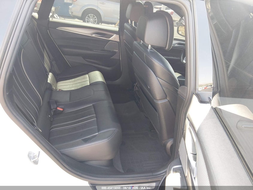 2018 BMW 6er VIN WBAJV6C55JBK07518 IAAI salvage auction — REAR END, Salvage (Nevada), sold $9,100 on 2026-07-17 (photo 8)