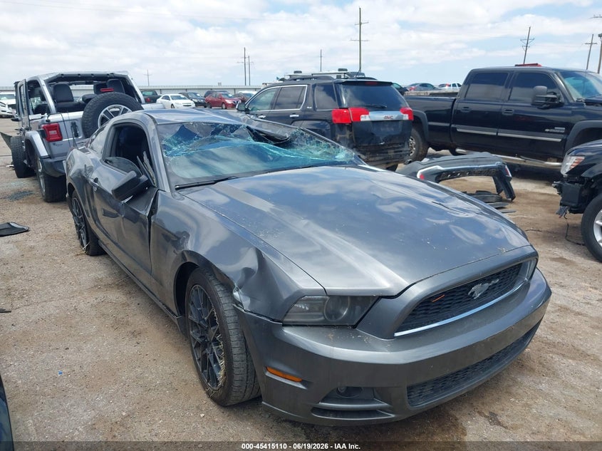 2014 Ford Mustang VIN 1ZVBP8AM5E5302895 IAAI salvage auction — ROLLOVER, Salvage (Texas), sold $400 on 2026-07-21 (photo 1)