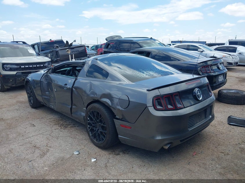 2014 Ford Mustang VIN 1ZVBP8AM5E5302895 IAAI salvage auction — ROLLOVER, Salvage (Texas), sold $400 on 2026-07-21 (photo 3)