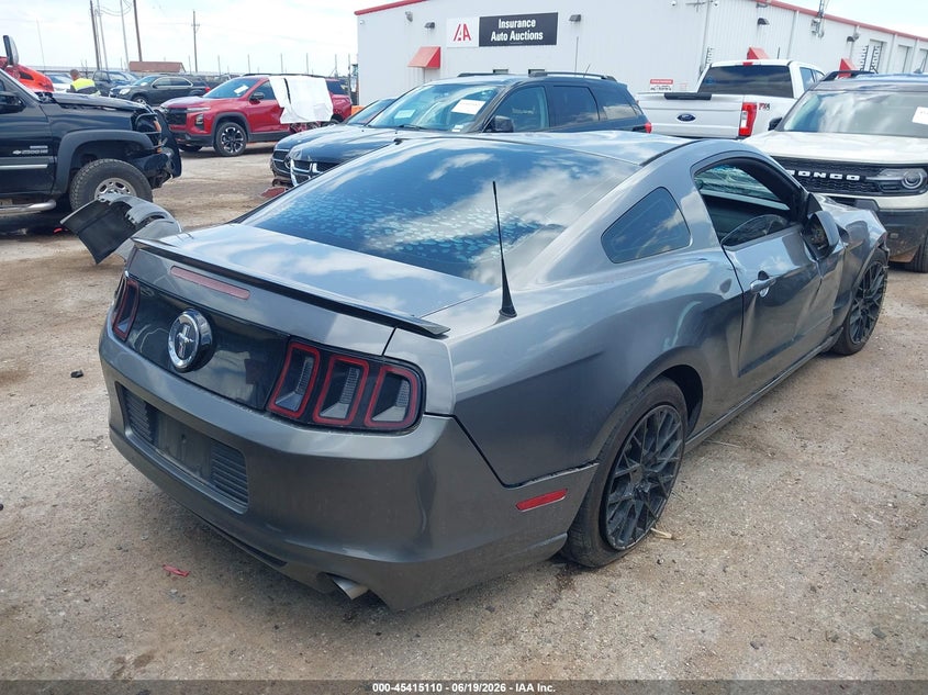2014 Ford Mustang VIN 1ZVBP8AM5E5302895 IAAI salvage auction — ROLLOVER, Salvage (Texas), sold $975 on 2026-07-21 (photo 4)