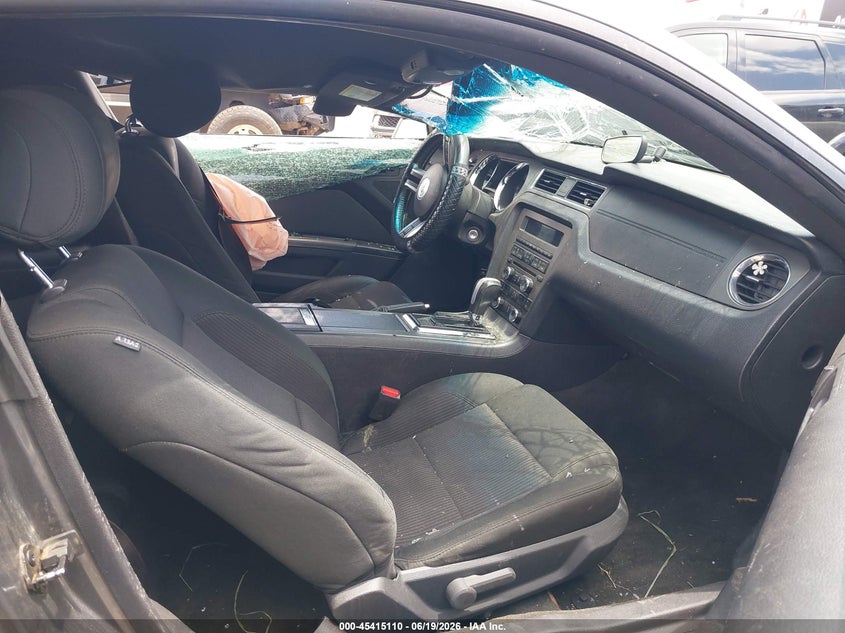 2014 Ford Mustang VIN 1ZVBP8AM5E5302895 IAAI salvage auction — ROLLOVER, Salvage (Texas), sold $975 on 2026-07-21 (photo 5)