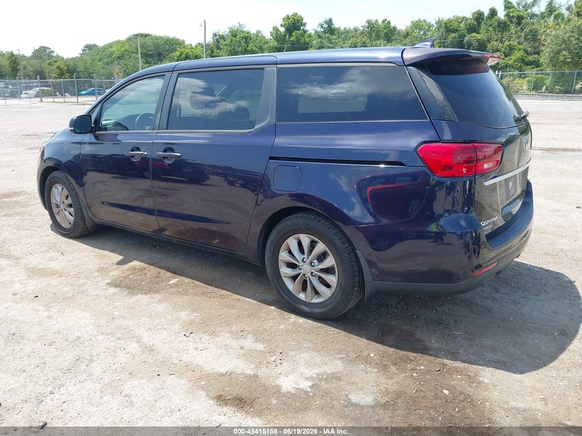 2019 Kia SEDONA VIN KNDMB5C10K6539375 IAAI salvage auction — NORMAL WEAR, Clear (Florida), sold $2,800 on 2026-07-09 (photo 3)