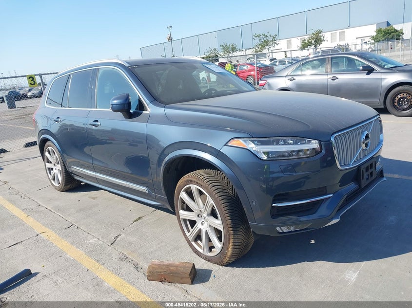 2019 Volvo Xc90 VIN YV4A22PL1K1499203 IAAI salvage auction — SIDE, Salvage Title, sold $12,100 on 2026-07-26 (photo 1)