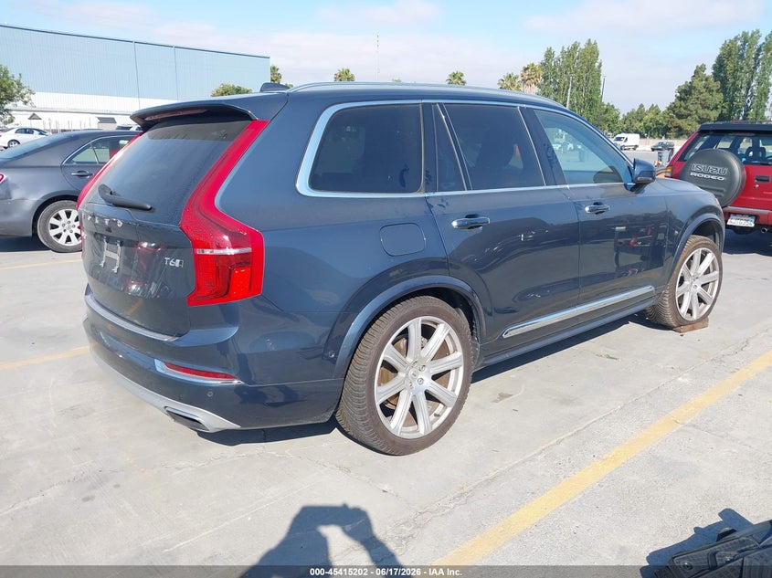 2019 Volvo Xc90 VIN YV4A22PL1K1499203 IAAI salvage auction — SIDE, Salvage Title, sold $12,100 on 2026-07-26 (photo 4)