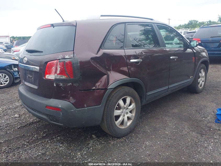2011 Kia Sorento VIN 5XYKTDA24BG166090 IAAI salvage auction — NORMAL WEAR, Clear (New Jersey), sold $775 on 2026-07-29 (photo 4)