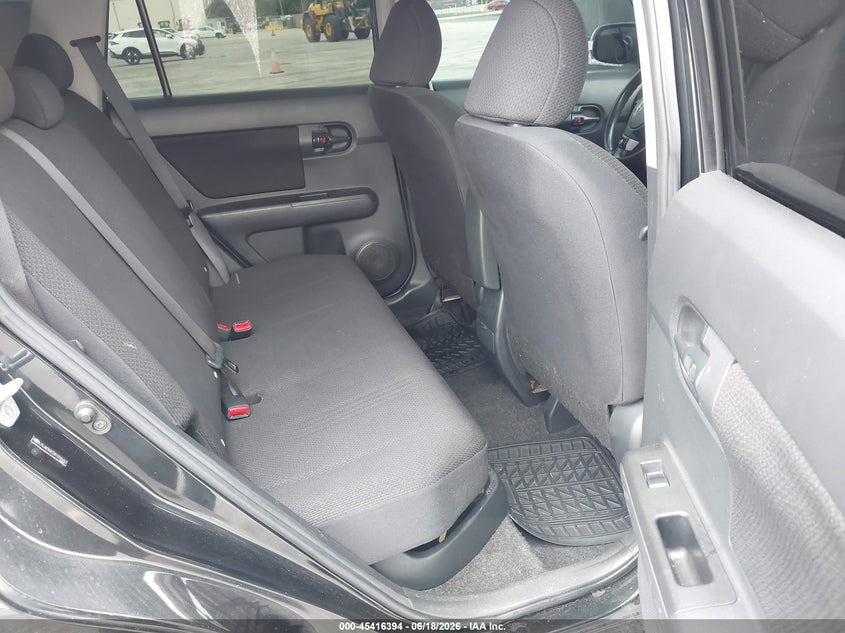 2008 Scion Xb VIN JTLKE50E281009652 IAAI salvage auction — NORMAL WEAR, Clear (Florida), sold $575 on 2026-07-23 (photo 8)