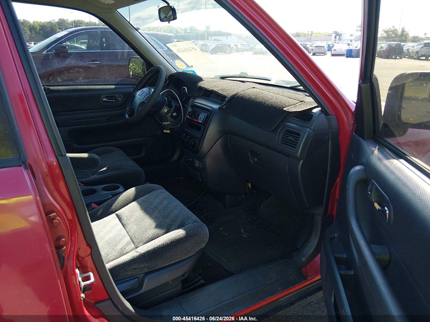2001 Honda Cr-v VIN JHLRD18611C000103 IAAI salvage auction — NORMAL WEAR, Clear (New Jersey), sold $425 on 2026-07-20 (photo 5)