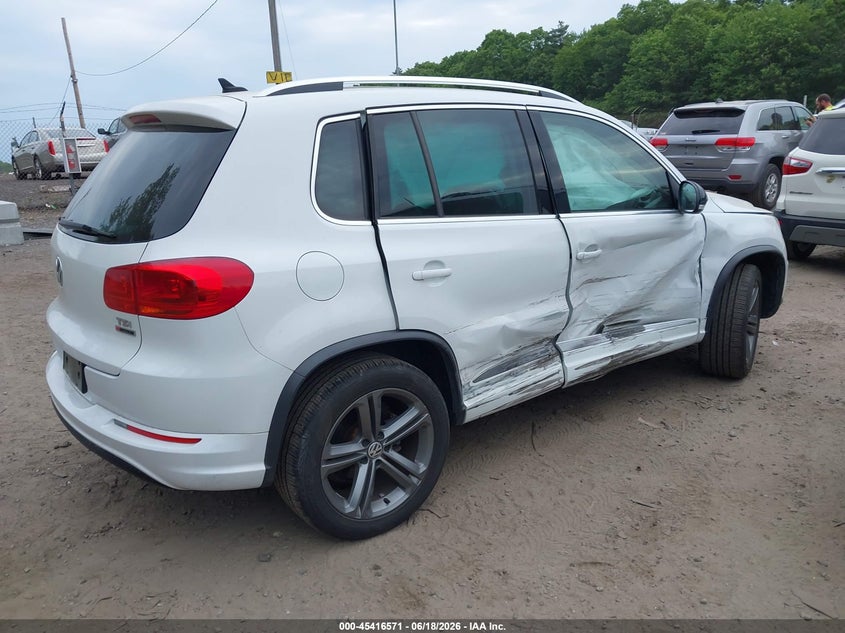 2017 Volkswagen Tiguan VIN WVGUV7AXXHK020422 IAAI salvage auction — RIGHT SIDE, Salvage (Massachusetts), sold $1,850 on 2026-07-23 (photo 4)