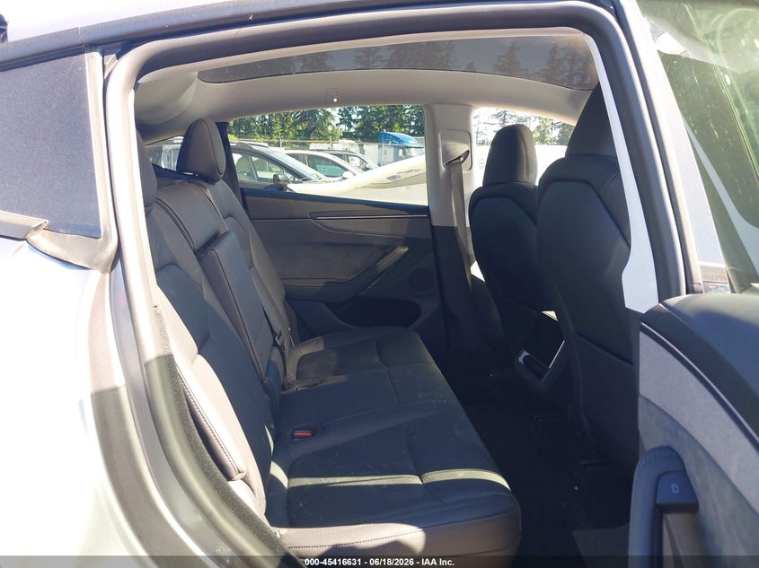 2026 Tesla Model y VIN 7SAYGDEE0TF363711 IAAI salvage auction — FRONT & REAR, Salvage Title, sold $10,025 on 2026-07-30 (photo 8)
