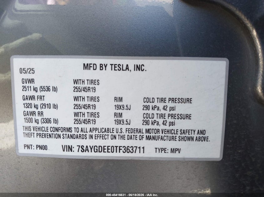 2026 Tesla Model y VIN 7SAYGDEE0TF363711 IAAI salvage auction — FRONT & REAR, Salvage Title, sold $10,025 on 2026-07-30 (photo 9)