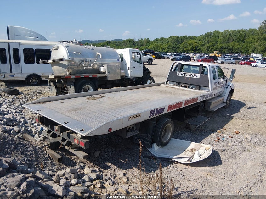 2011 Ford F-650 VIN 3FRWX6FL5BV344818 IAAI salvage auction — FRONT END, Clear (Tennessee), sold $15,350 on 2026-08-06 (photo 4)