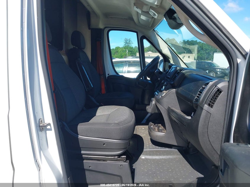 2023 Ram Promaster city VIN 3C6MRVJGXPE526242 IAAI salvage auction — FRONT END, Salvage Title, sold $9,500 on 2026-08-21 (photo 4)