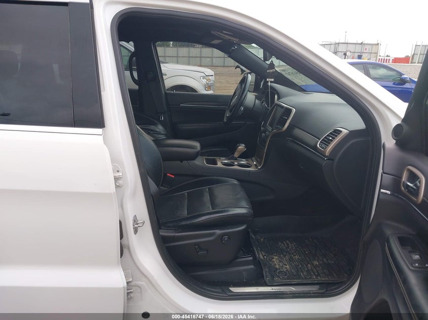 2017 Jeep Grand cherokee VIN 1C4RJEBG6HC713362 IAAI salvage auction — LEFT SIDE, Salvage Title, sold $3,000 on 2026-07-29 (photo 5)