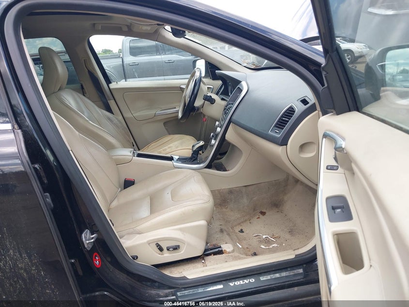 2015 Volvo Xc60 VIN YV4902RK2F2667315 IAAI salvage auction — NORMAL WEAR, Clear (New Jersey), sold $1,075 on 2026-07-20 (photo 5)