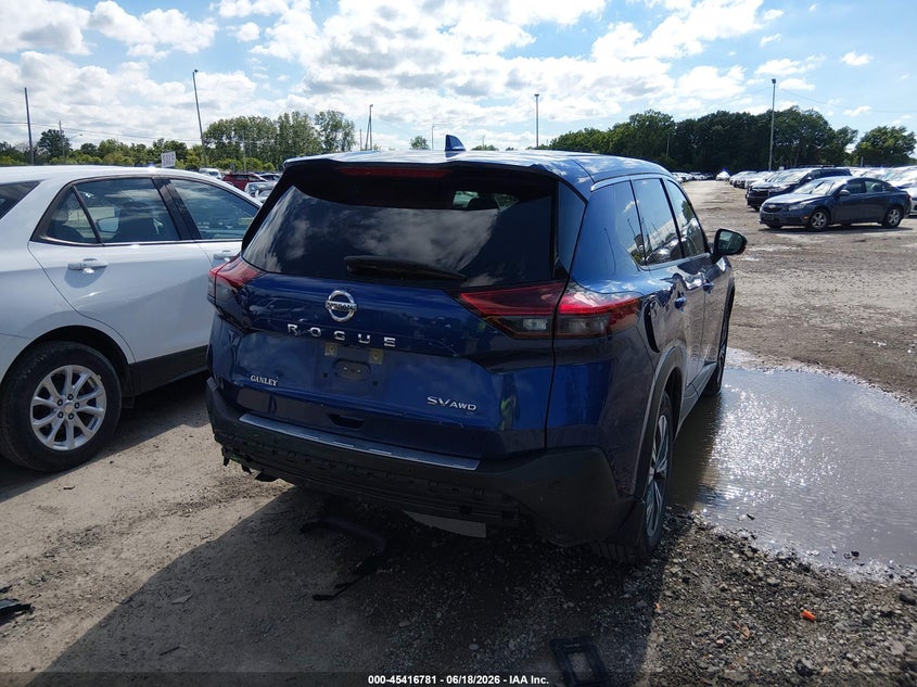 2021 Nissan Rogue VIN JN8AT3BB3MW215696 IAAI salvage auction — REAR END, Salvage Title, sold $5,300 on 2026-07-15 (photo 4)