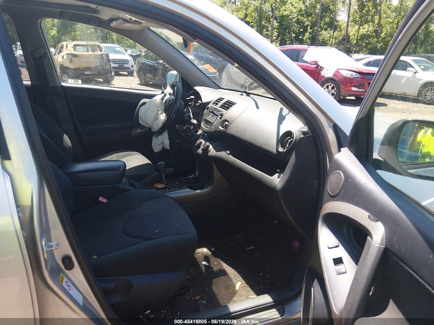 2010 Toyota Rav4 VIN JTMRF4DV7AD039553 IAAI salvage auction — FRONT & REAR, Salvage (Ohio), sold $525 on 2026-07-28 (photo 5)