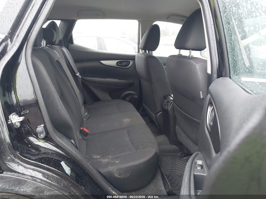 2019 Nissan Rogue VIN JN1BJ1CR1KW315589 IAAI salvage auction — RIGHT FRONT, Salvage Title, sold $1,750 on 2026-07-23 (photo 8)