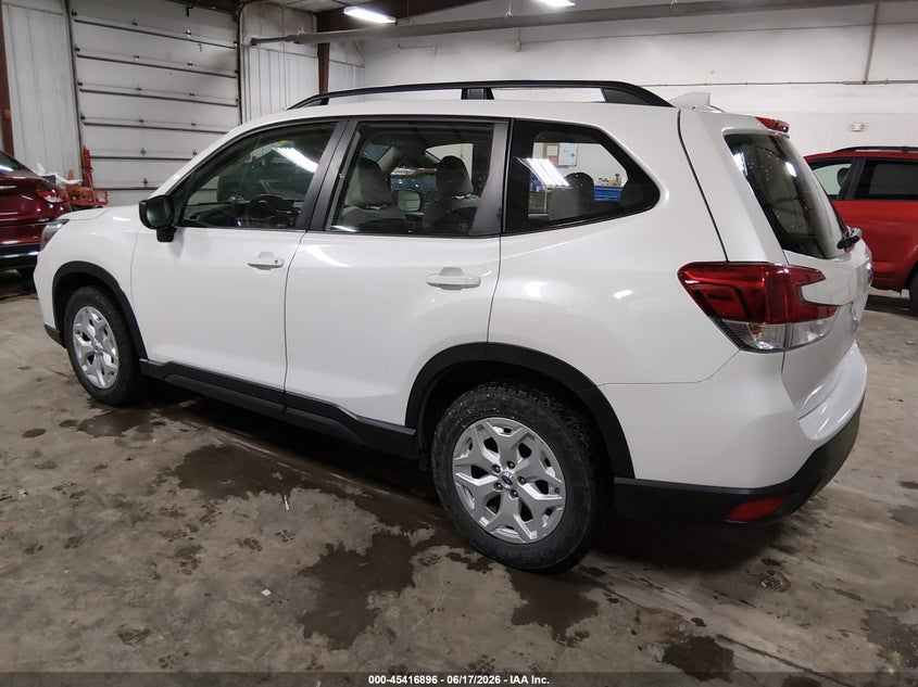 2021 Subaru Forester VIN JF2SKADC4MH442317 IAAI salvage auction — RIGHT FRONT, Salvage Title, sold $3,850 on 2026-07-28 (photo 3)