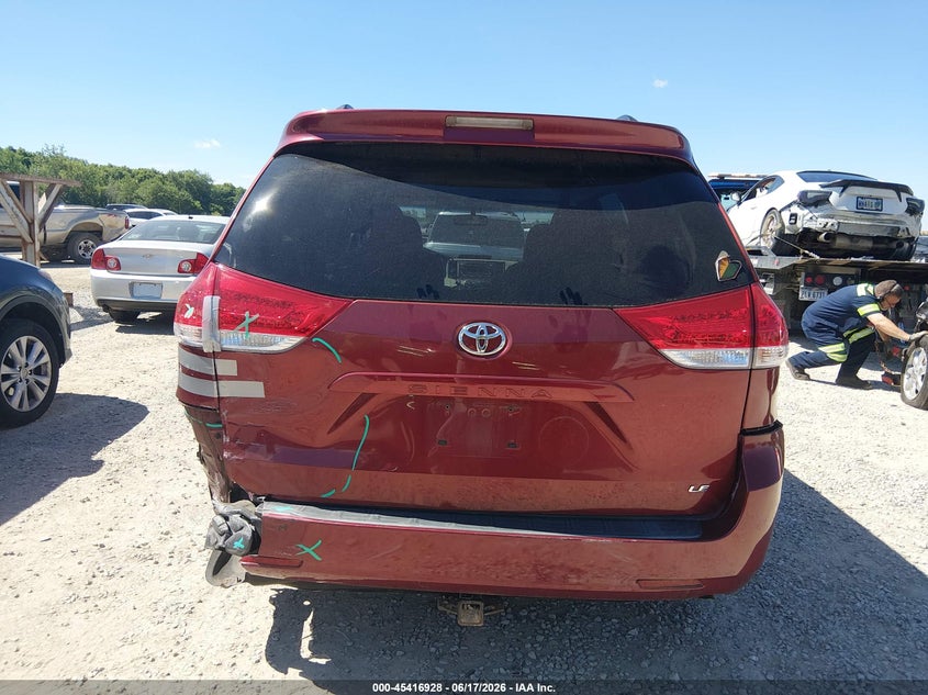 2011 Toyota Sienna VIN 5TDKK3DC1BS086766 IAAI salvage auction — FRONT & REAR, Salvage (Ohio), sold $2,850 on 2026-07-08 (photo 6)